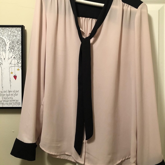 See-through work or going out top. - Picture 4 of 5